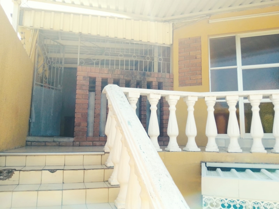 5 Bedroom Property for Sale in Tugela Mouth KwaZulu-Natal