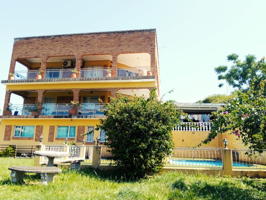 5 Bedroom Property for Sale in Tugela Mouth KwaZulu-Natal