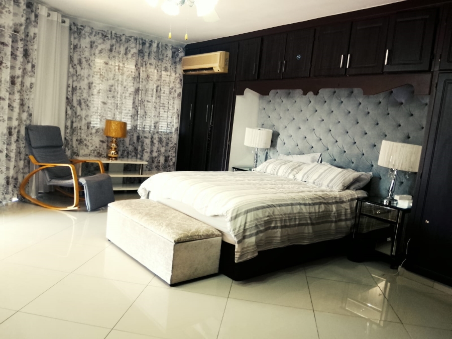 5 Bedroom Property for Sale in Tugela Mouth KwaZulu-Natal
