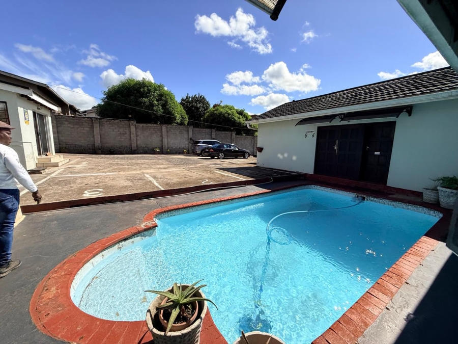 8 Bedroom Property for Sale in Empangeni Central KwaZulu-Natal