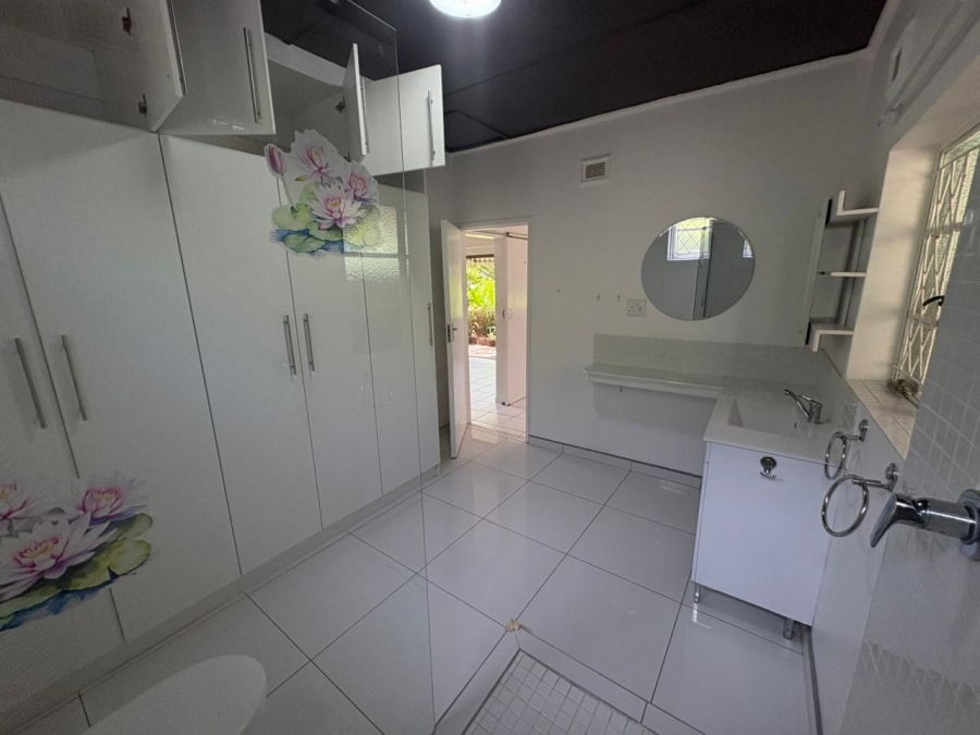 1 Bedroom Property for Sale in Ballito Central KwaZulu-Natal