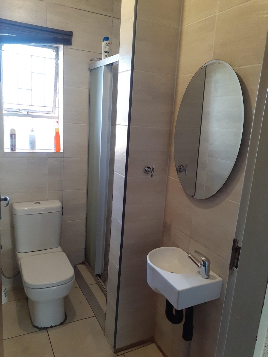 4 Bedroom Property for Sale in Sunnyridge KwaZulu-Natal