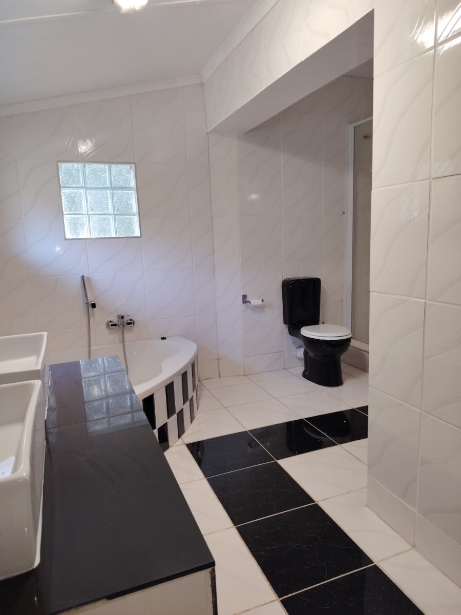 To Let 3 Bedroom Property for Rent in Howick North KwaZulu-Natal