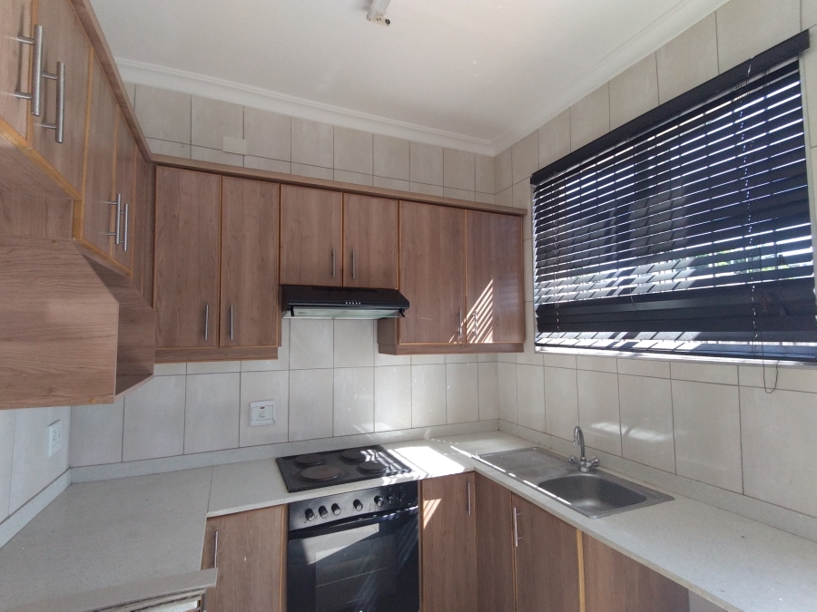 To Let 2 Bedroom Property for Rent in Windermere KwaZulu-Natal