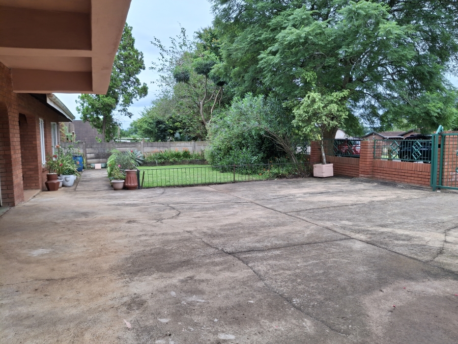 4 Bedroom Property for Sale in Hayfields KwaZulu-Natal