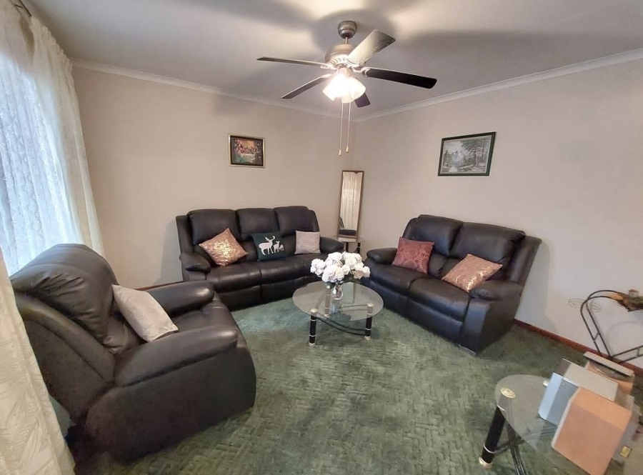 4 Bedroom Property for Sale in Hayfields KwaZulu-Natal