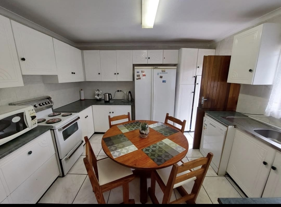 4 Bedroom Property for Sale in Hayfields KwaZulu-Natal