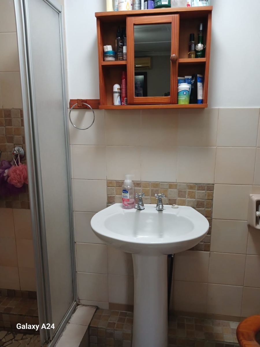 To Let 3 Bedroom Property for Rent in Northdene KwaZulu-Natal