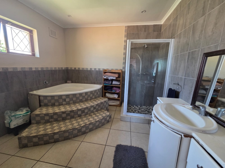 To Let 3 Bedroom Property for Rent in Bluff KwaZulu-Natal