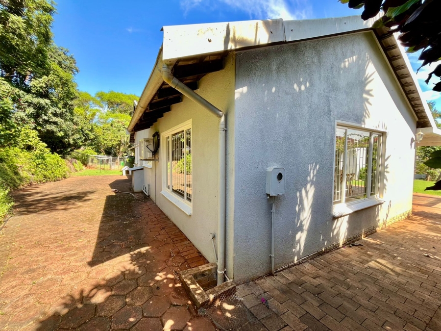 To Let 3 Bedroom Property for Rent in Glen Anil KwaZulu-Natal