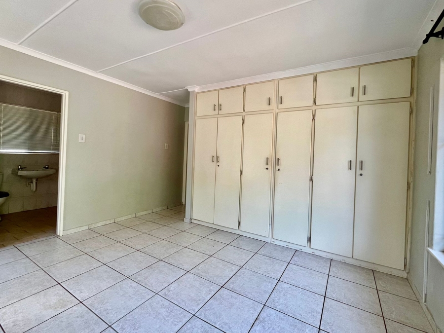 To Let 3 Bedroom Property for Rent in Glen Anil KwaZulu-Natal