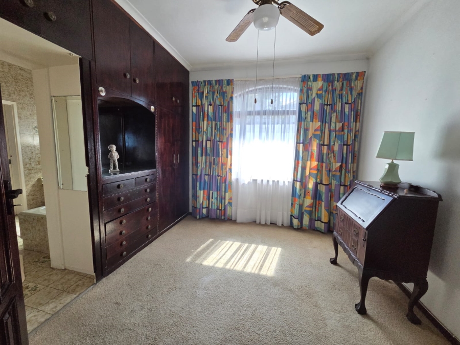 4 Bedroom Property for Sale in Bluff KwaZulu-Natal