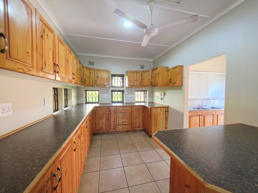 To Let 3 Bedroom Property for Rent in Richem KwaZulu-Natal