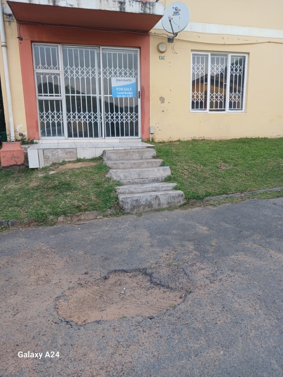 To Let 2 Bedroom Property for Rent in Woodhaven KwaZulu-Natal