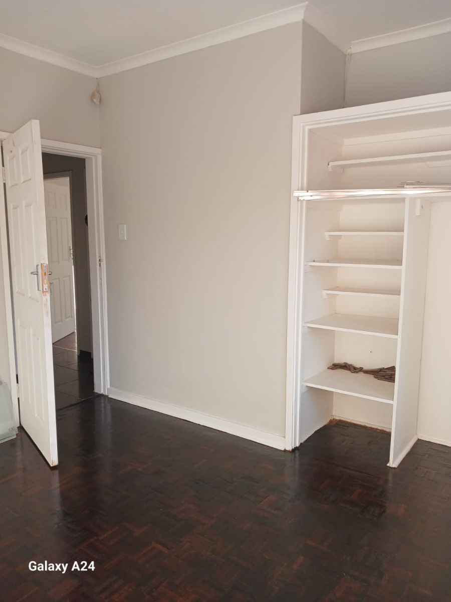 To Let 6 Bedroom Property for Rent in Yellowwood Park KwaZulu-Natal