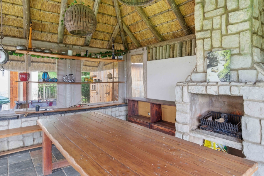 4 Bedroom Property for Sale in Gillitts KwaZulu-Natal