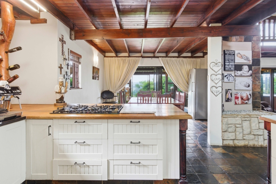 4 Bedroom Property for Sale in Gillitts KwaZulu-Natal