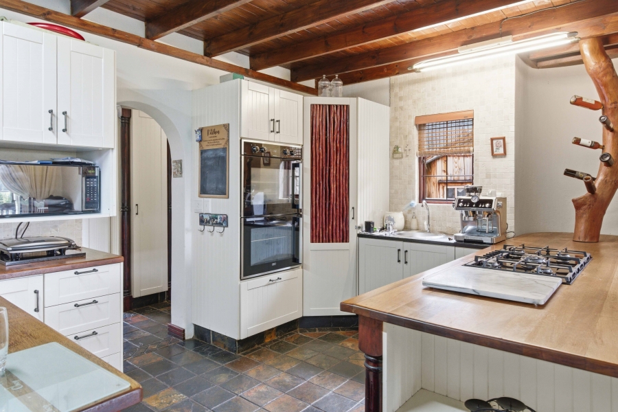 4 Bedroom Property for Sale in Gillitts KwaZulu-Natal