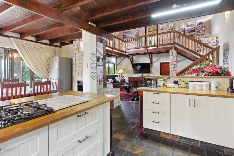 4 Bedroom Property for Sale in Gillitts KwaZulu-Natal