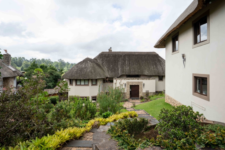 4 Bedroom Property for Sale in Gillitts KwaZulu-Natal