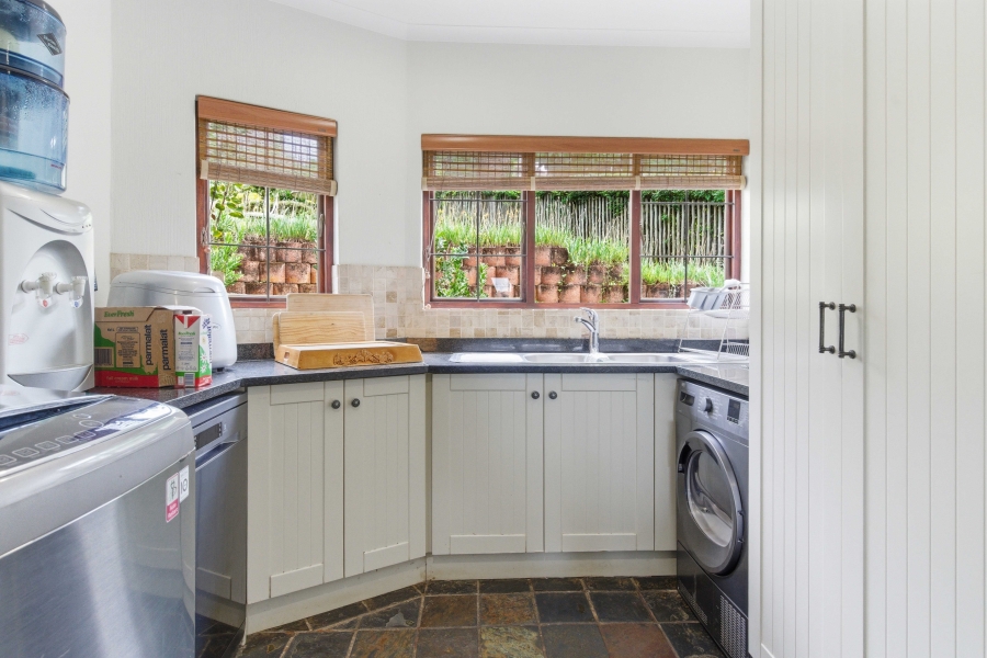 4 Bedroom Property for Sale in Gillitts KwaZulu-Natal