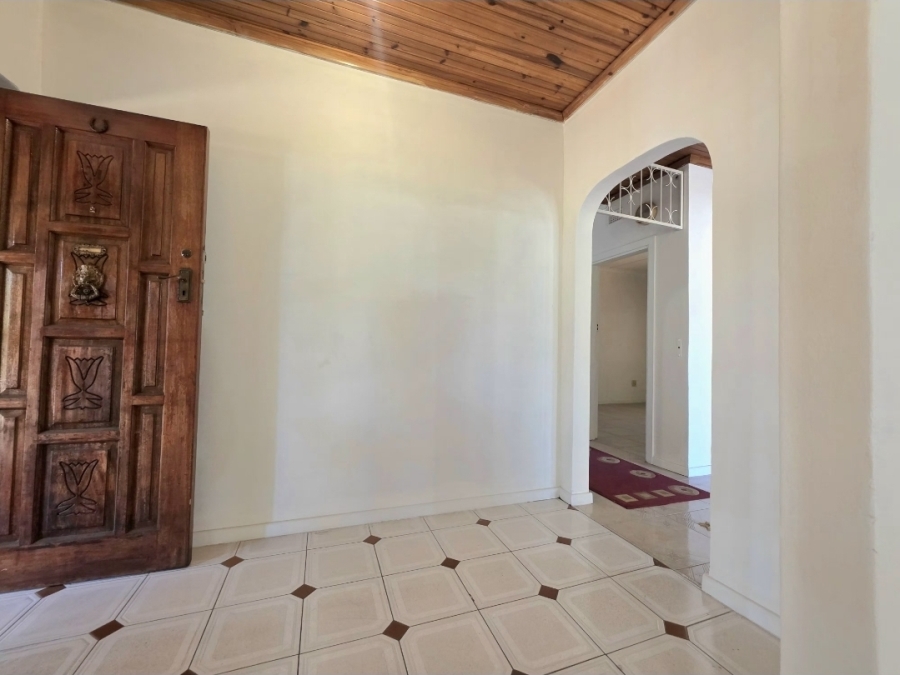 4 Bedroom Property for Sale in Isipingo Beach KwaZulu-Natal