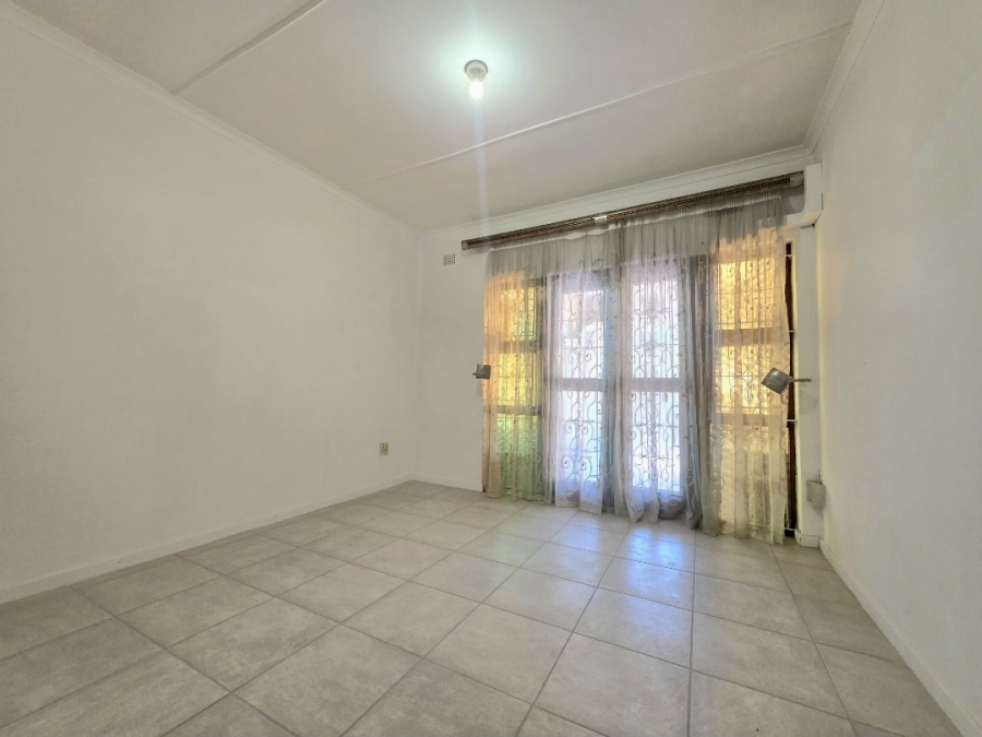 4 Bedroom Property for Sale in Isipingo Beach KwaZulu-Natal