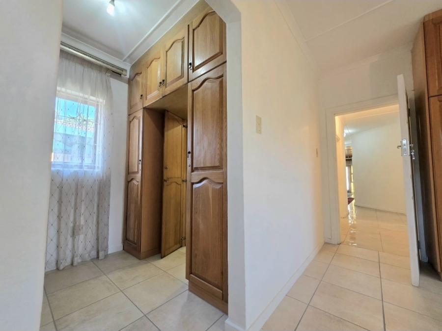 4 Bedroom Property for Sale in Isipingo Beach KwaZulu-Natal