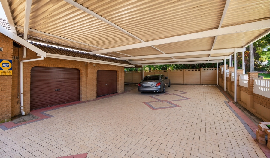 4 Bedroom Property for Sale in Isipingo Beach KwaZulu-Natal