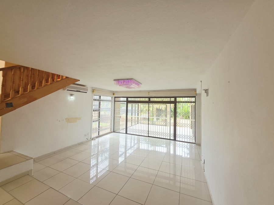 5 Bedroom Property for Sale in Nyala Park KwaZulu-Natal