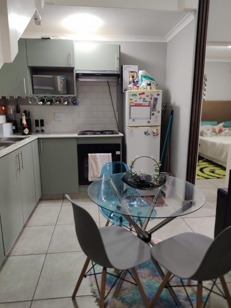 To Let 1 Bedroom Property for Rent in Chase Valley KwaZulu-Natal