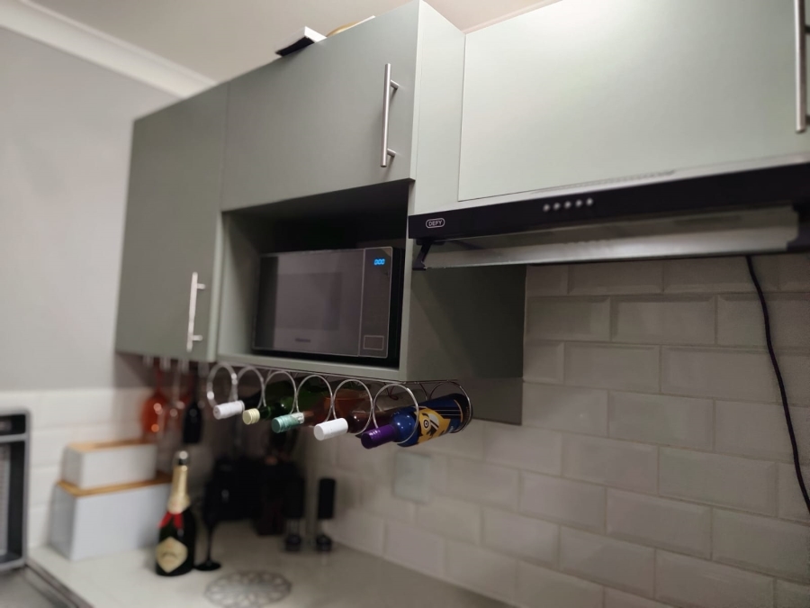 To Let 1 Bedroom Property for Rent in Chase Valley KwaZulu-Natal