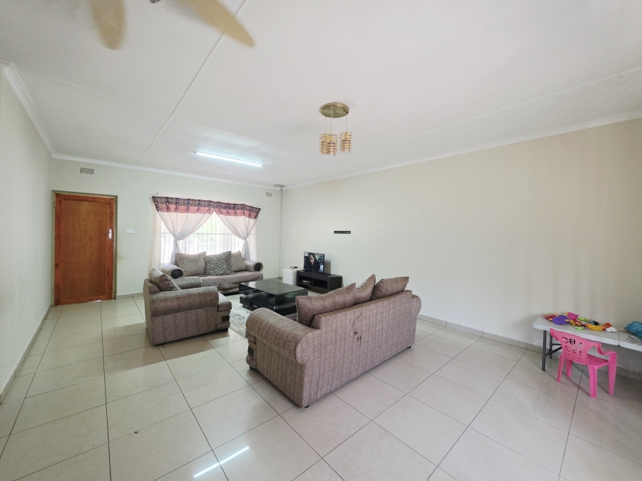 3 Bedroom Property for Sale in Richem KwaZulu-Natal
