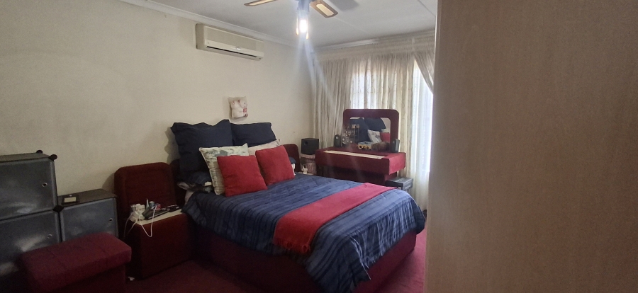3 Bedroom Property for Sale in Panorama Gardens KwaZulu-Natal