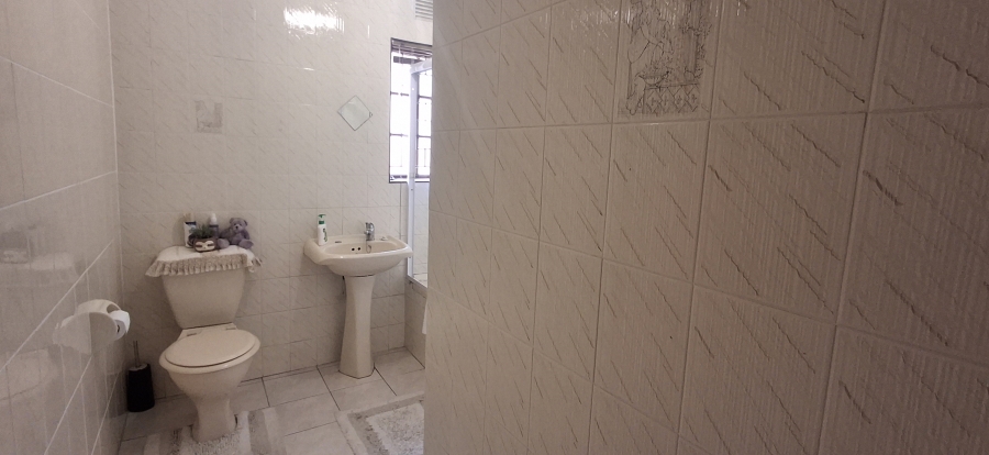 3 Bedroom Property for Sale in Panorama Gardens KwaZulu-Natal