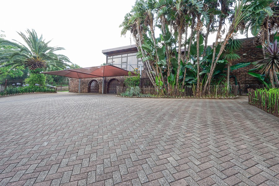 4 Bedroom Property for Sale in Signal Hill KwaZulu-Natal