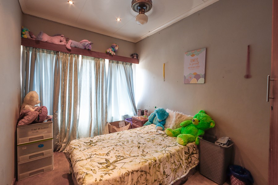 4 Bedroom Property for Sale in Signal Hill KwaZulu-Natal