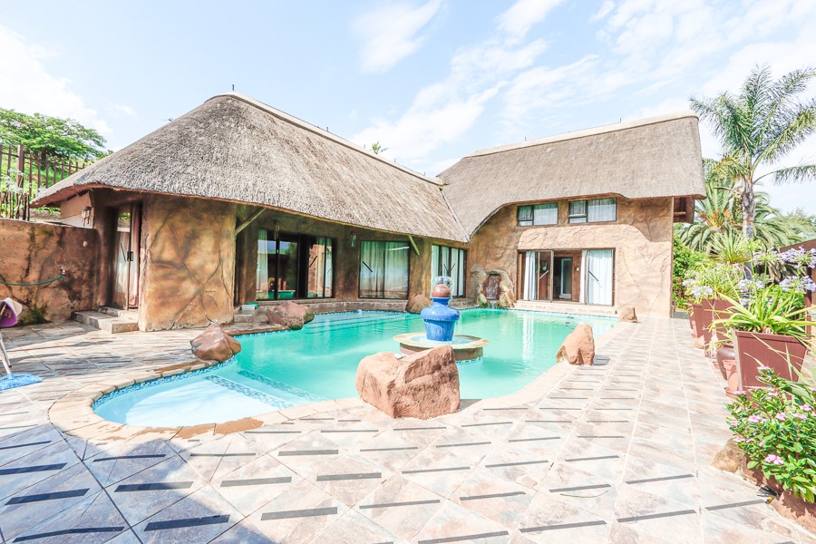 4 Bedroom Property for Sale in Signal Hill KwaZulu-Natal