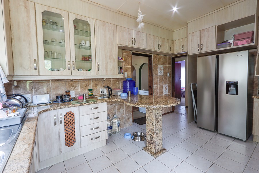 4 Bedroom Property for Sale in Signal Hill KwaZulu-Natal