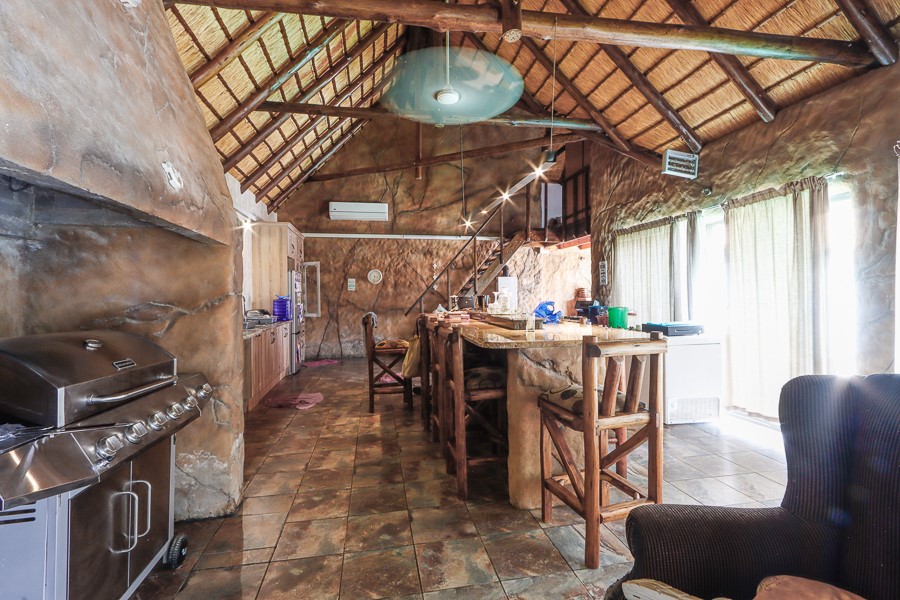 4 Bedroom Property for Sale in Signal Hill KwaZulu-Natal