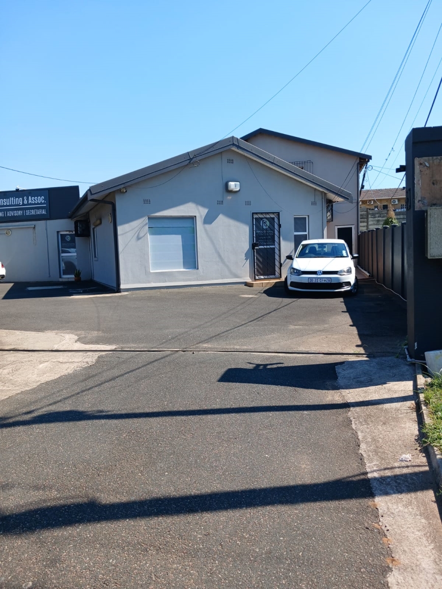 To Let Commercial Property for Rent in Bluff KwaZulu-Natal