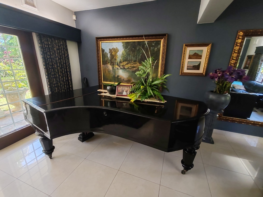 5 Bedroom Property for Sale in St Michaels On Sea KwaZulu-Natal