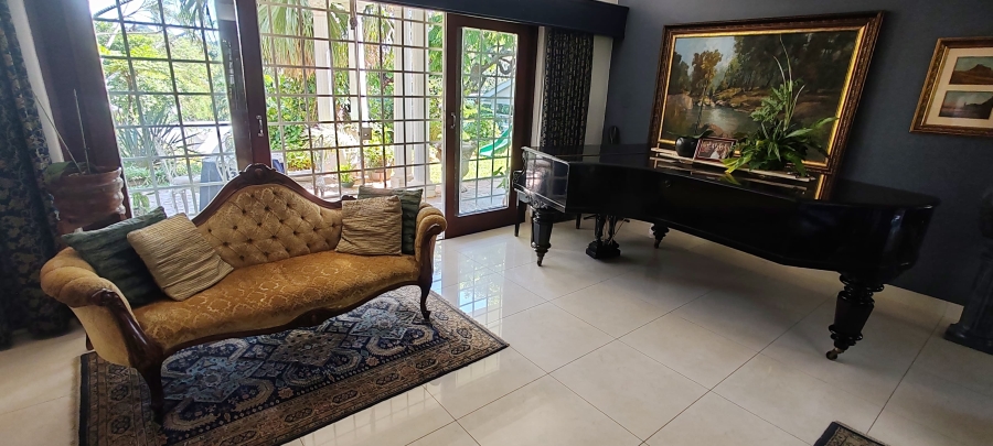 5 Bedroom Property for Sale in St Michaels On Sea KwaZulu-Natal