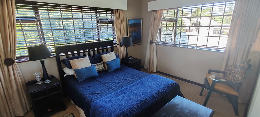 5 Bedroom Property for Sale in St Michaels On Sea KwaZulu-Natal