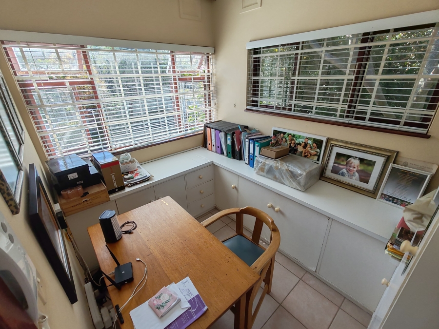 5 Bedroom Property for Sale in St Michaels On Sea KwaZulu-Natal