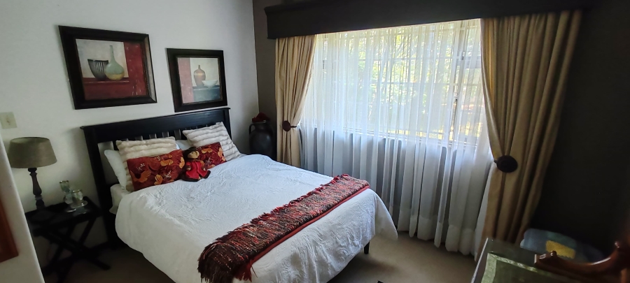 5 Bedroom Property for Sale in St Michaels On Sea KwaZulu-Natal