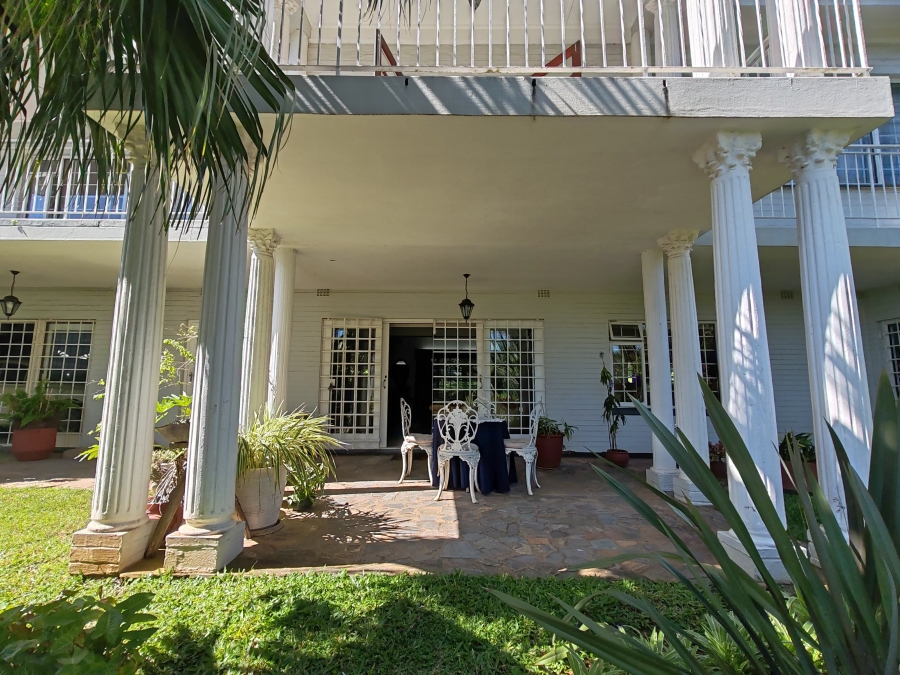 5 Bedroom Property for Sale in St Michaels On Sea KwaZulu-Natal