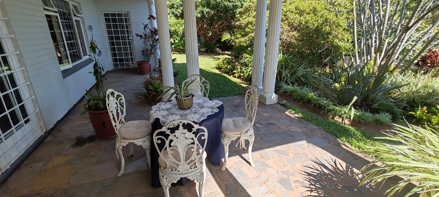 5 Bedroom Property for Sale in St Michaels On Sea KwaZulu-Natal