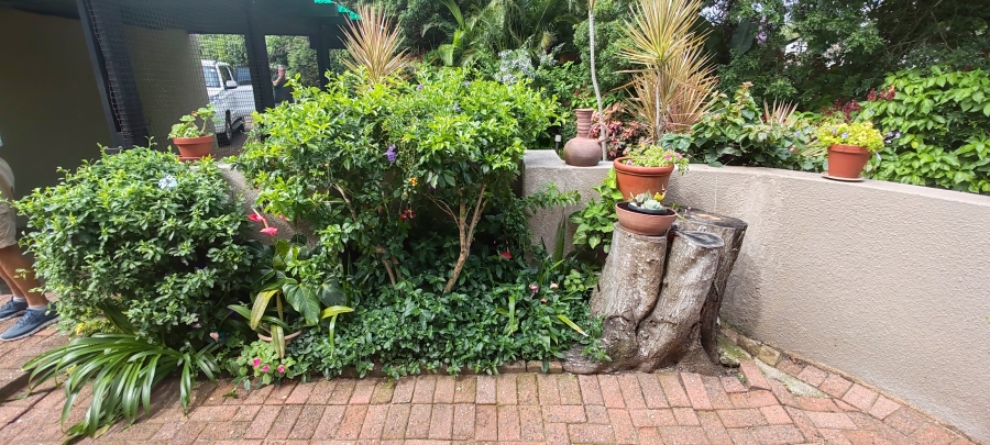 3 Bedroom Property for Sale in Uvongo KwaZulu-Natal