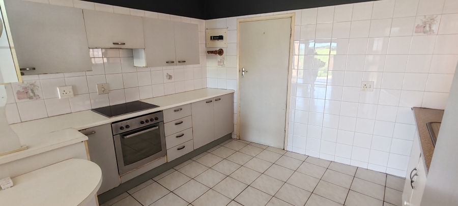 3 Bedroom Property for Sale in Uvongo KwaZulu-Natal